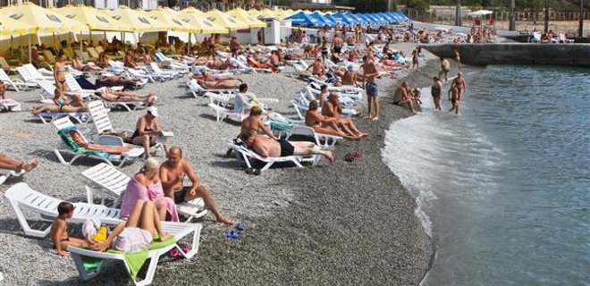 В России признали, что туристический сезон в Крыму сорван - Фото