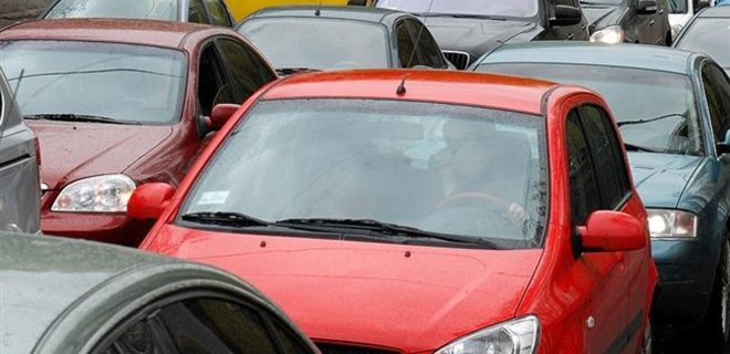 Продажи б/у автомобилей в Украине рекордно упали - Фото