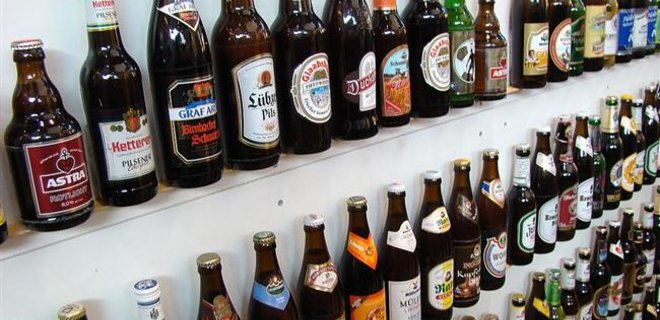 Беларусь вводит лицензирование импортного пива - Фото