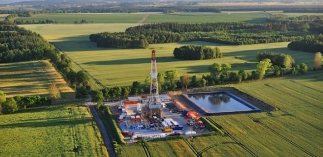 Украина выставит на аукцион пять нефтегазоносных площадей - Фото