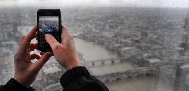 Компании, попавшие под санкции, не допустят к конкурсу на 3G - Фото