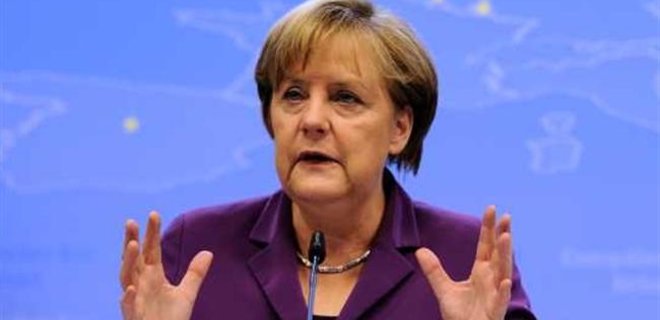 Меркель призвала ЕС помочь Украине с оплатой за газ - Фото