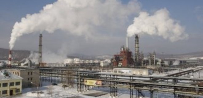 Доходы Роснефти упали почти вдвое после введения санкций - Фото