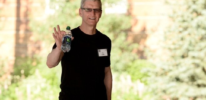 Глава Apple Тим Кук заявил, что он гей - Фото