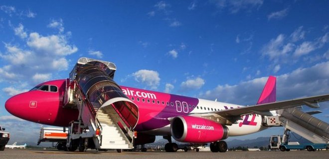 В Wizz Air заявили, что не собираются уходить с украинского рынка - Фото