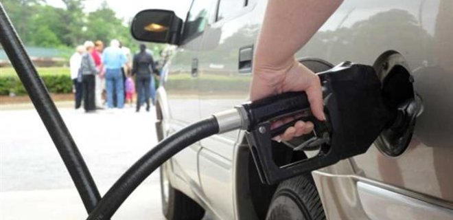 Бензин на украинских АЗС резко подорожал - Фото