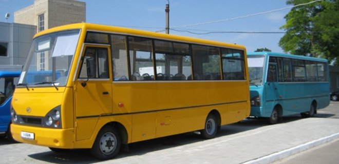 ЗАЗ начал собирать автобусы в Мелитополе - Фото