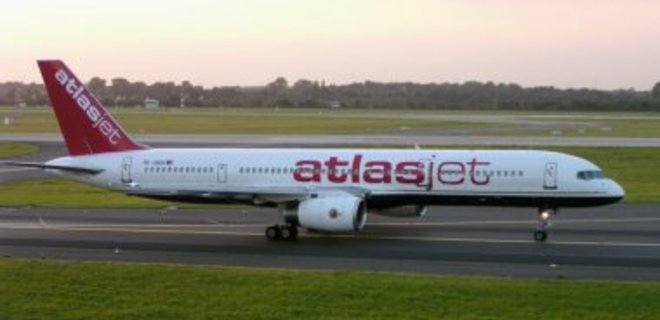 Atlasjet Украина запустила первый рейс Киев-Львов - Фото