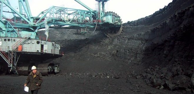 Янукович, Иванющенко, Аврамов: Кто еще поставляет уголь в Украину - Фото