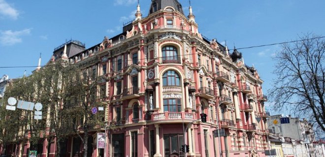 Дом с историей: гостинице Лейпциг ищут нового владельца - Фото