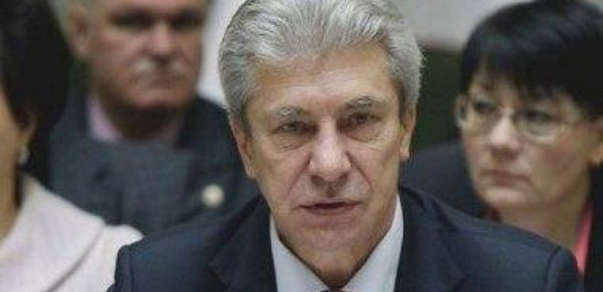 Порошенко уволил ранее восстановленого в должности члена НКРСИ - Фото