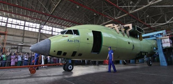 Антонов уже получил заказов на производство почти 60 самолетов - Фото