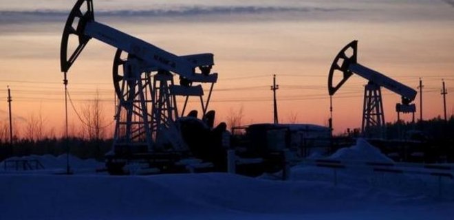  Нефть продолжает дешеветь, цена на WTI упала до $27 - Фото