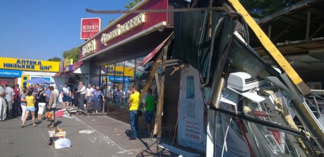 Roshen: О сносе магазина на Святошино узнали из интернета - Фото