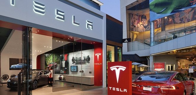 В США могут отозвать 25 тыс. автомобилей Tesla - Фото