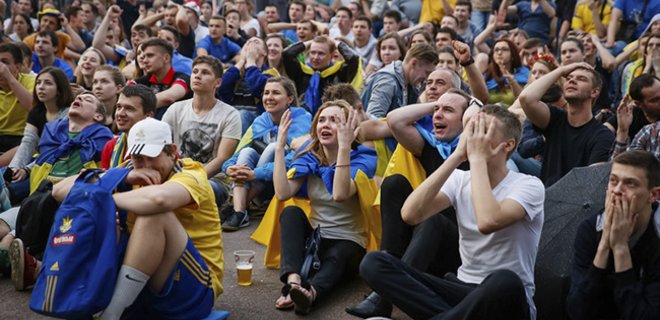 Сухая игра: сколько потерял бизнес из-за провала сборной на Евро - Фото
