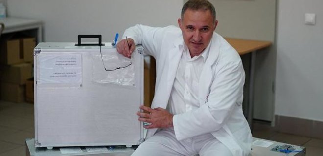 В Украине впервые провели пересадку искусственного сердца - Фото