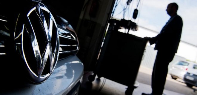 Volkswagen обещает возместить убытки продавцам в США - Фото
