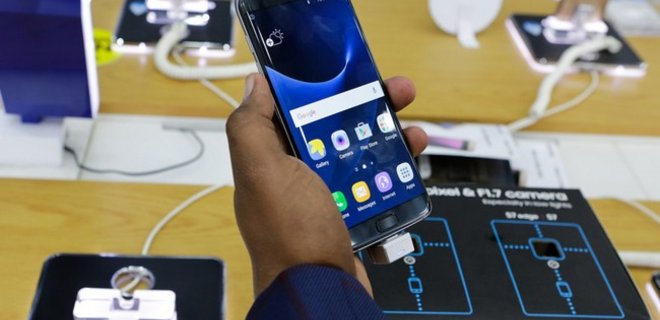 Samsung будет продавать восстановленные смартфоны - СМИ - Фото