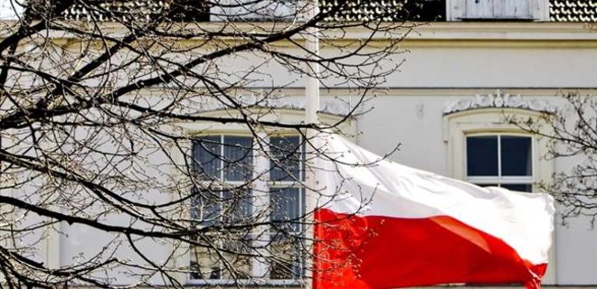 Польша поменяет правила трудоустройства иностранцев  - Фото