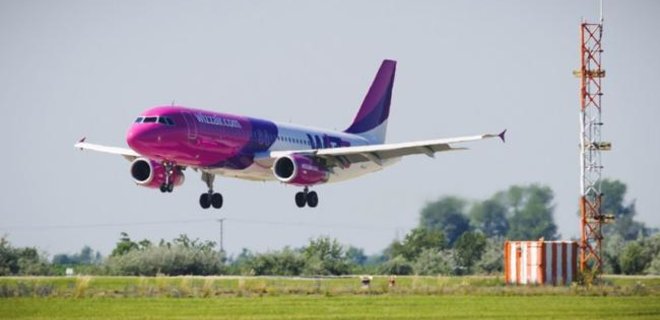 Wizz Air запускает рейс Киев-Варшава - Фото