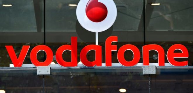 Vodafone вывела на рынок смартфоны под собственным брендом - Фото
