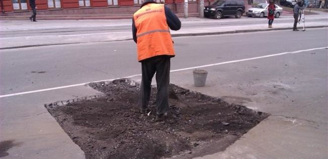 Луганская область просит 4 млрд грн на ремонт дорог - Фото