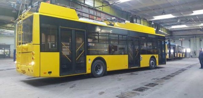 Киев получил новый электротранспорт на автономном ходу: фото - Фото