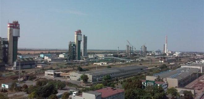 Одесский припортовый завод начал производство аммиака и карбамида - Фото