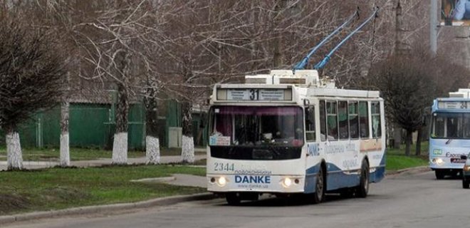 В Харькове повысили цены на проезд в метро и электротранспорте - Фото