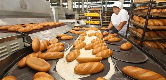 В Украине за 16 лет вдвое упало производство хлеба: инфографика - Фото