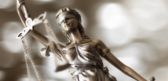 Суд отменил решение о ликвидации Лукора - Фото