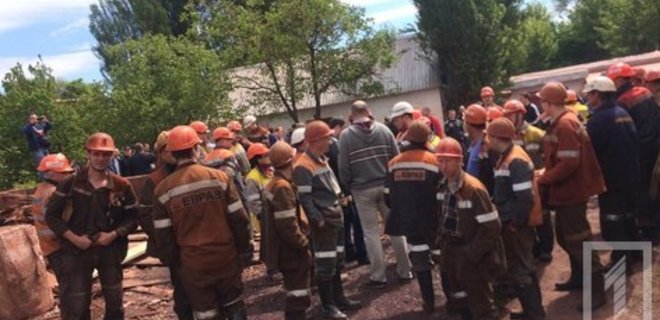 Кривой Рог: шахтеры компании Абрамовича прекратили забастовку - Фото