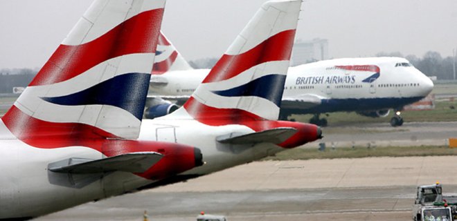 British Airways отменил рейсы из-за компьютерного сбоя - Фото