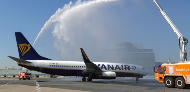 Ryanair предупредил конкурентов о снижении тарифов на 9% - Фото