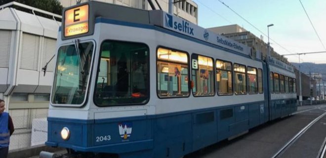 В Винницу снова могут поставить подержанные трамваи из Цюриха - Фото