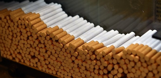 В табачном дыму: почему растет черный рынок сигарет - Фото