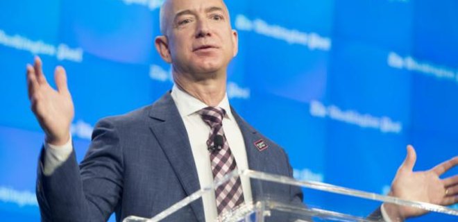 Основатель Amazon продал акции компании на $1,1 млрд - Фото
