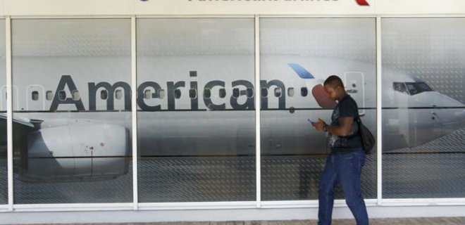American Airlines по ошибке отправила в отпуск тысячи пилотов - Фото