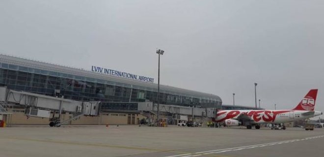 Львовский аэропорт впервые за 26 лет принял миллион пассажиров - Фото