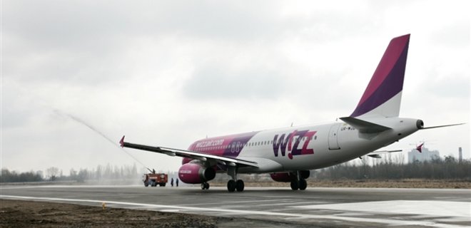 Wizz Air перенес открытие рейсов из Киева в Лиссабон и Таллинн - Фото