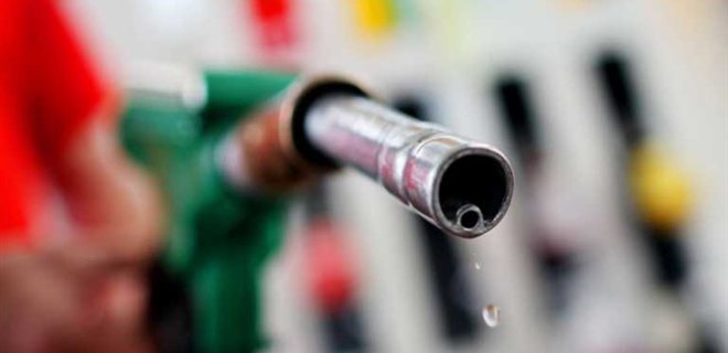 В начале года цены на бензин продолжили рост - Фото