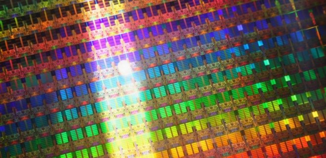 В чипах Intel, AMD и ARM обнаружены серьезные уязвимости - Фото