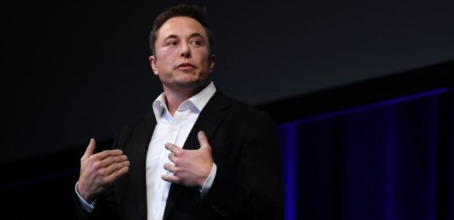 Глава Tesla анонсировал выпуск полноприводного электрокара - Фото