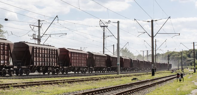 Украина не будет блокировать транзит российских товаров - Омелян - Фото