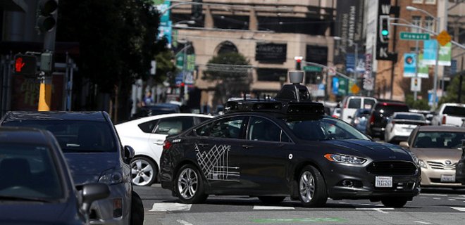 Uber прекратит испытания беспилотных автомобилей в Аризоне - Фото