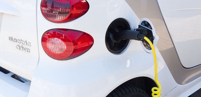 BP инвестирует в технологию ультрабыстрой зарядки электрокаров - Фото