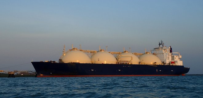 Катар может стать экспортером газа в Украину - Порошенко - Фото
