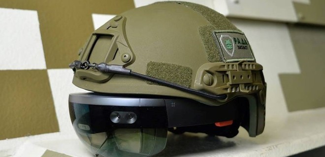 Microsoft на войне: как украинцы создали умный шлем для танкистов - Фото