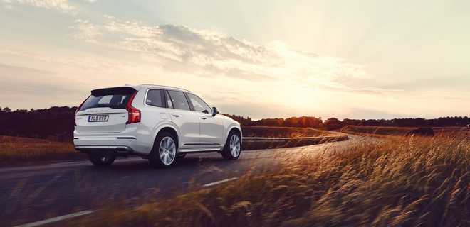 Автомобиль Volvo может первым получить автопилот 4 уровня - Фото